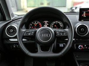 2019Sportback 35 TFSI\ VI P