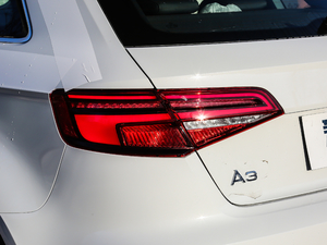 2019Sportback 35 TFSIL VI ^