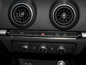 2019Sportback 35 TFSIM(jn)ȡ VI п؅^(q)