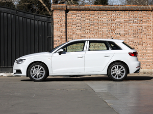 2019Sportback 35 TFSIM(jn)ȡ (gu)VI (c)