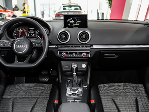 2019Sportback 40 TFSI\(yn)(dng) VI п_(ti)