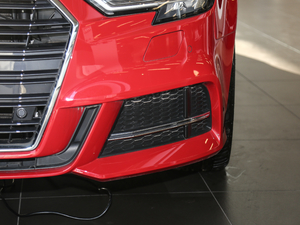 2019Sportback 35 TFSIr VI ^