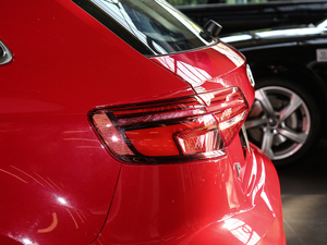 2019Sportback 35 TFSIr VI ^