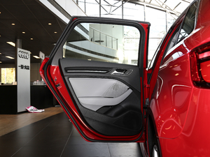 2019Sportback 35 TFSIr VI ܇T