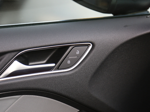 2019Sportback 35 TFSIr VI g