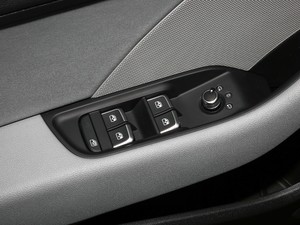 2019Sportback 35 TFSIr(sh) (gu)VI {܇ƅ^(q)	