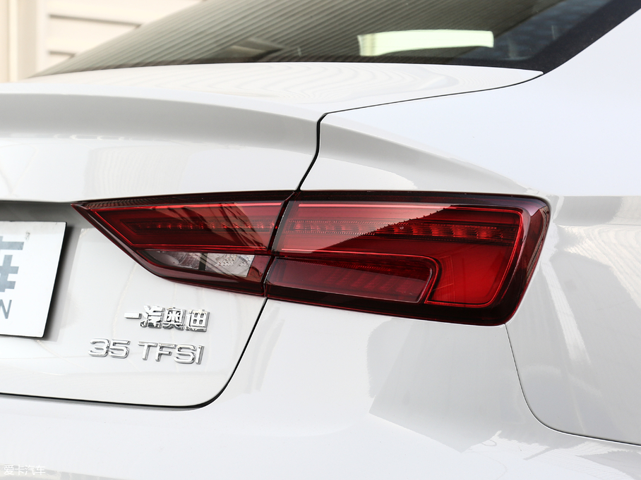 2019?yun)WA3 Limousine Limousine 35 TFSIM(jn)ȡ (gu)V