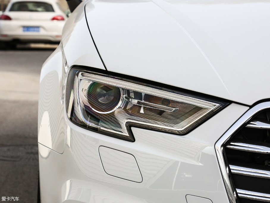 2019?yun)WA3 Limousine Limousine 35 TFSIM(jn)ȡ (gu)V