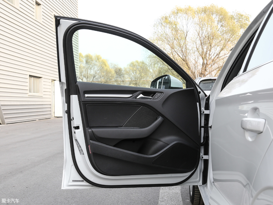 2019WA3 Limousine Limousine 35 TFSIMȡ V