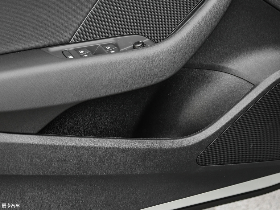 2019WA3 Limousine Limousine 35 TFSIM(jn)ȡ V