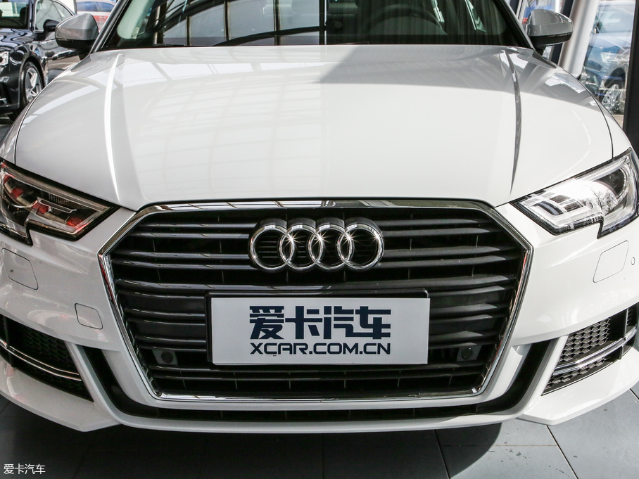 2019WA3 Limousine Limousine 35 TFSIL V