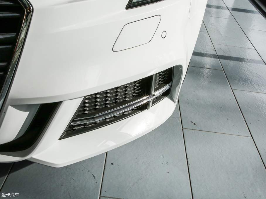 2019WA3 Limousine Limousine 35 TFSIL V