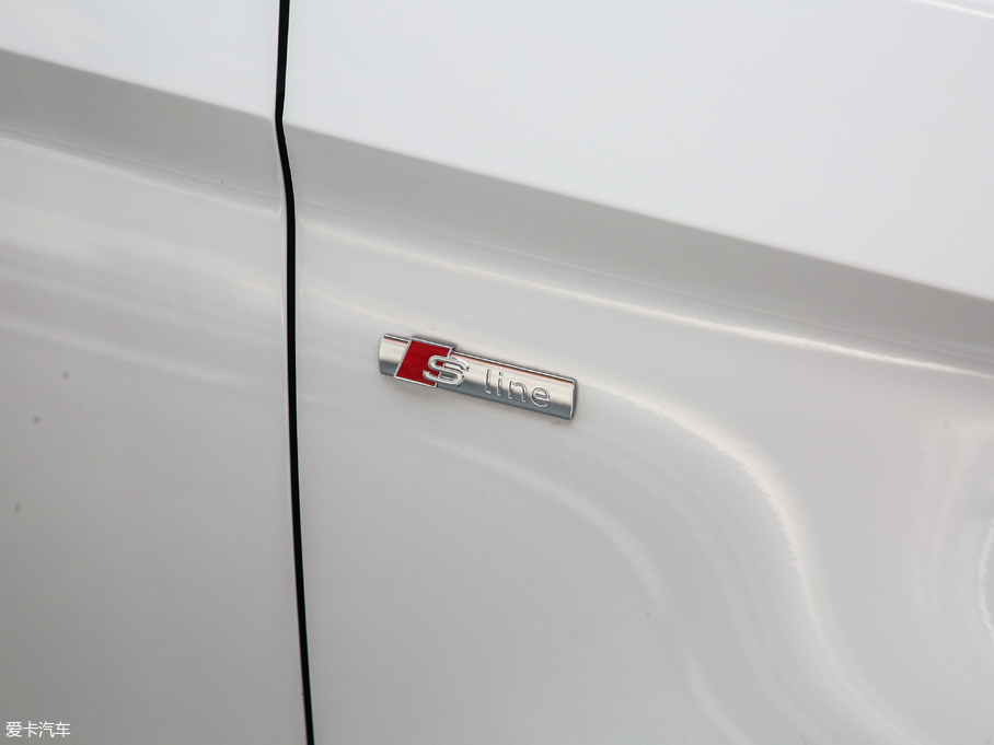 2019WA3 Limousine Limousine 35 TFSIL V