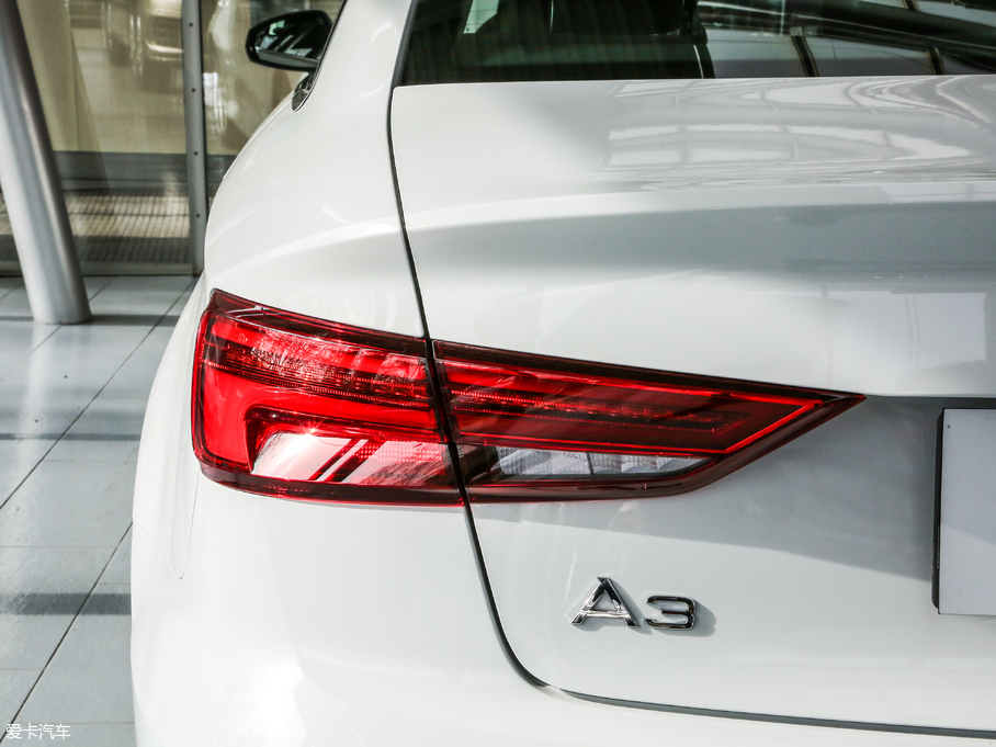 2019WA3 Limousine Limousine 35 TFSIL V