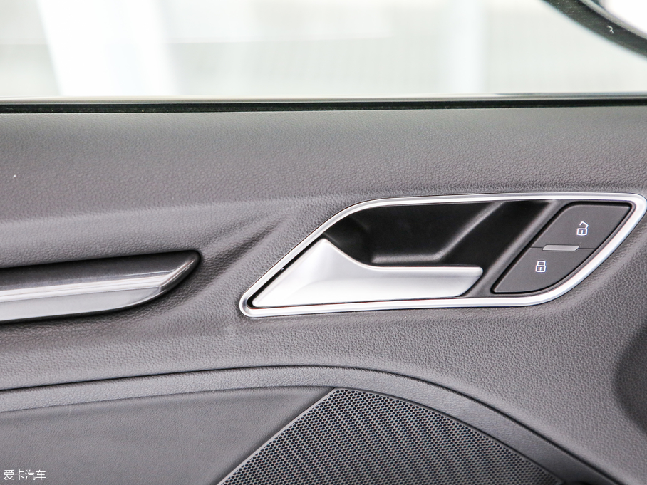 2019WA3 Limousine Limousine 35 TFSIL V