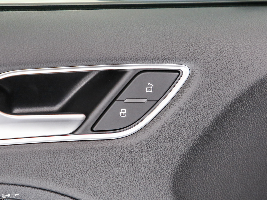 2019WA3 Limousine Limousine 35 TFSIL V