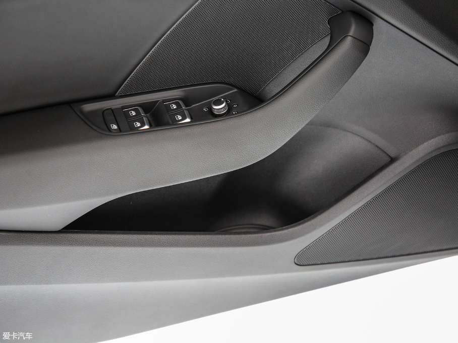 2019WA3 Limousine Limousine 35 TFSIL V