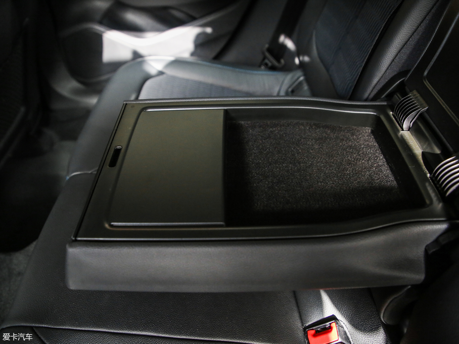 2019WA3 Limousine Limousine 35 TFSIL(fng) V