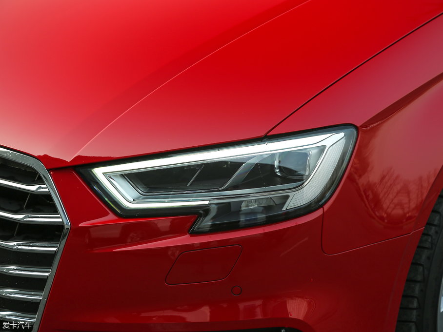 2019?yun)WA3 Limousine Limousine 35 TFSIL(fng) (gu)VI