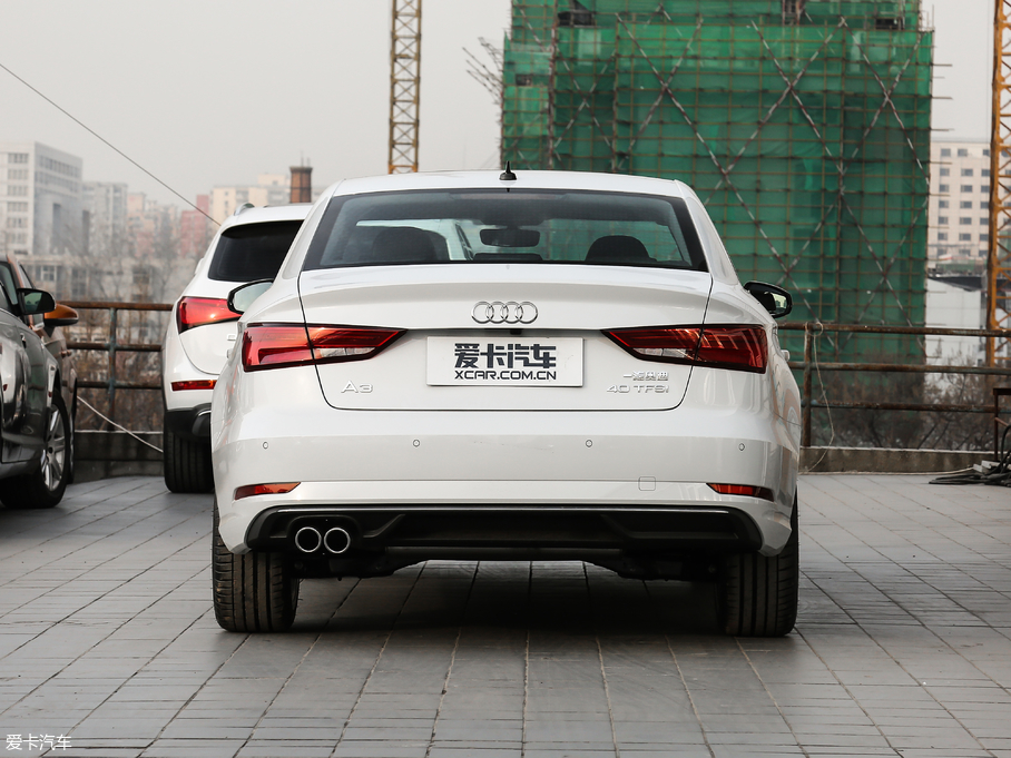 2019?yun)WA3 Limousine Limousine 40 TFSIL(fng) VI