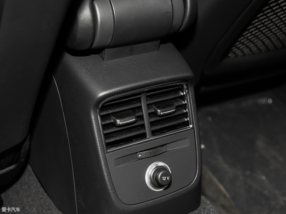 2019WA3 Limousine Limousine 40 TFSIL(fng) VI