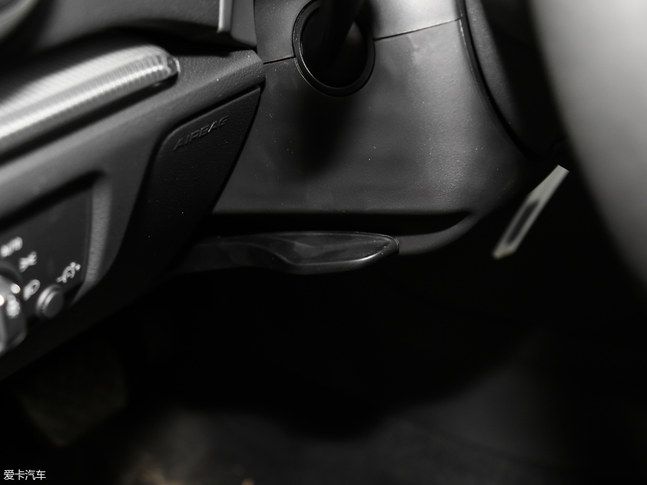 2019WA3 Limousine Limousine 40 TFSIL VI