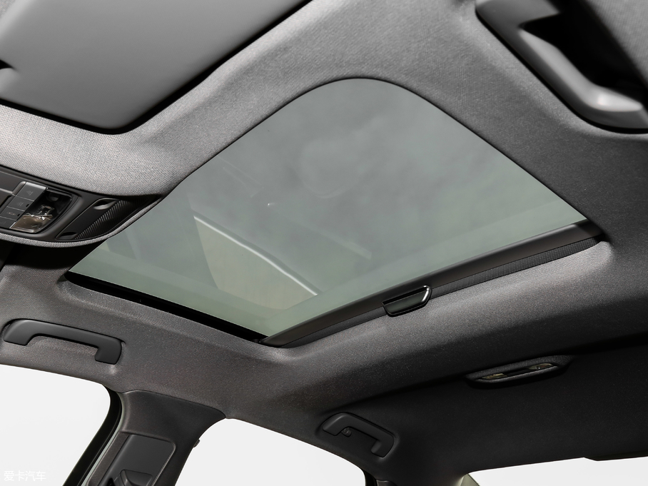 2019WA3 Limousine Limousine 40 TFSIL VI