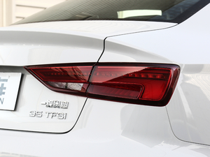 2019Limousine 35 TFSIM(jn)ȡ (gu)V (x)(ji)^(gun)