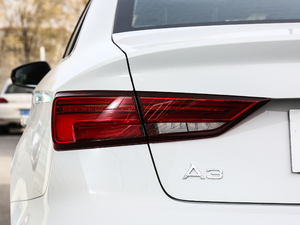 2019Limousine 35 TFSIM(jn)ȡ (gu)V (x)(ji)^(gun)