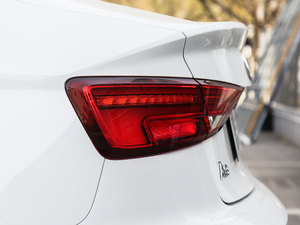 2019Limousine 35 TFSIM(jn)ȡ (gu)V (x)(ji)^