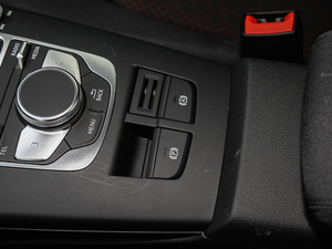 2019Limousine 35 TFSIM(jn)ȡ (gu)V v܇Ƅ(dng)