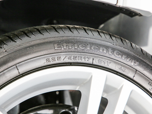 2019Limousine 35 TFSIL V ^