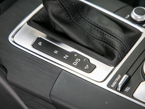 2019Limousine 35 TFSIL V п؅^