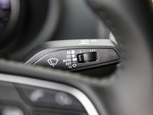 2019Limousine 35 TFSIL V п؅^