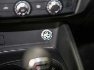 2019Limousine 35 TFSIL V п؅^