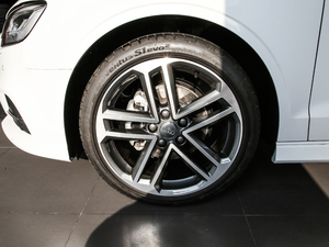 2019Limousine 35 TFSI\(yn)(dng) V (x)(ji)^