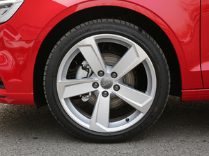 2019Limousine 35 TFSIL VI ݆Ȧ