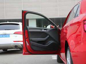 2019Limousine 35 TFSIL VI {λ܇T