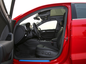 2019Limousine 35 TFSIL VI ǰſg