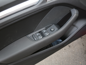 2019Limousine 35 TFSIL VI {܇ƅ^	