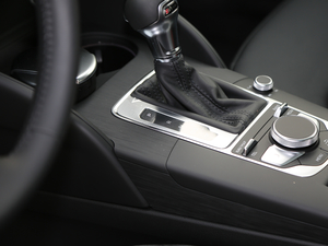 2019Limousine 35 TFSIL VI п؅^