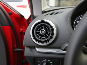 2019Limousine 35 TFSIL VI п؅^