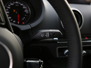 2019Limousine 35 TFSIL VI п؅^