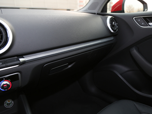 2019Limousine 35 TFSIL VI п؅^