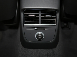 2019Limousine 35 TFSIL VI п؅^