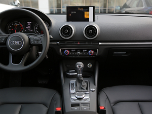 2019Limousine 35 TFSIL VI п_