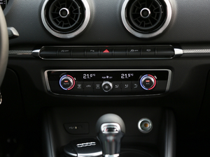 2019Limousine 35 TFSIL VI {{