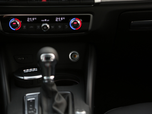 2019Limousine 35 TFSIL VI п؅^