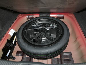 2019Limousine 35 TFSIL VI ̥