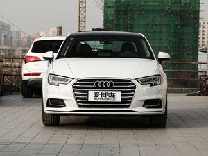 2019Limousine 40 TFSIL VI ǰ